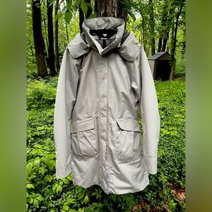 Very light gray classic Patagonia down jacket. Size M.